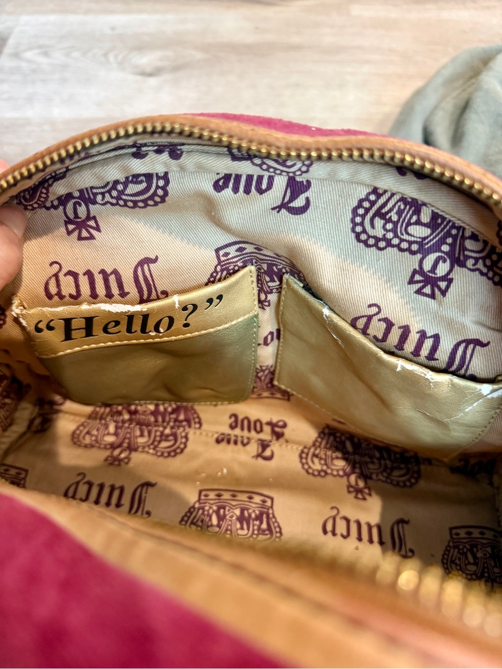 RARE Vintage Y2K Juicy Couture Velour "J" Heart Boston Bag + Pom & Mirror (2004) - Picture 12 of 16